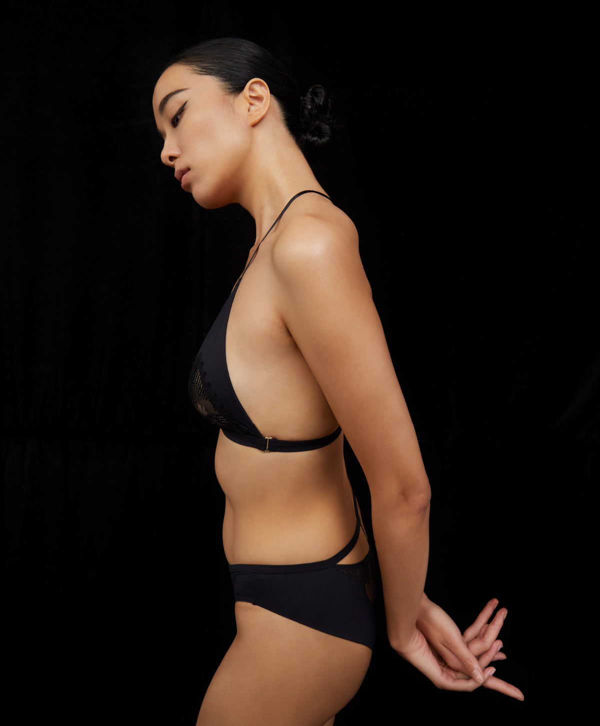 LINE | Mid-Waist T-String Bikini