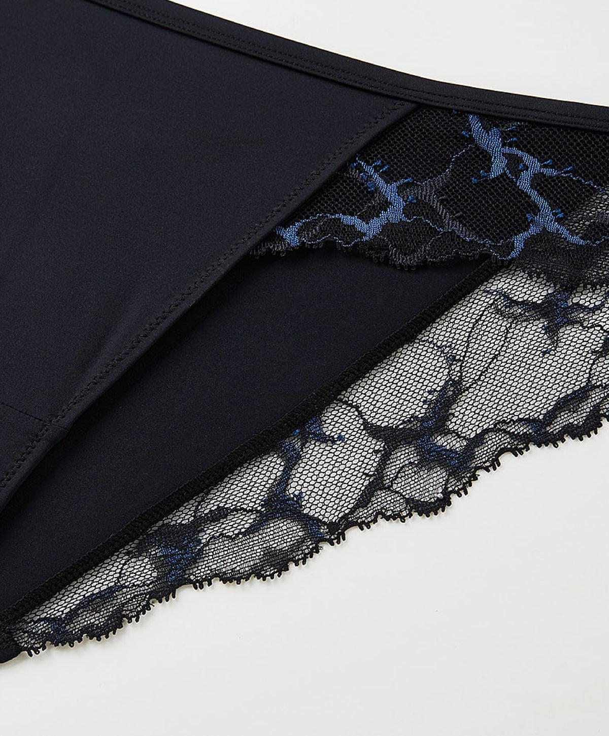 BOUNDARY | Mid-Waist Lace Bikini