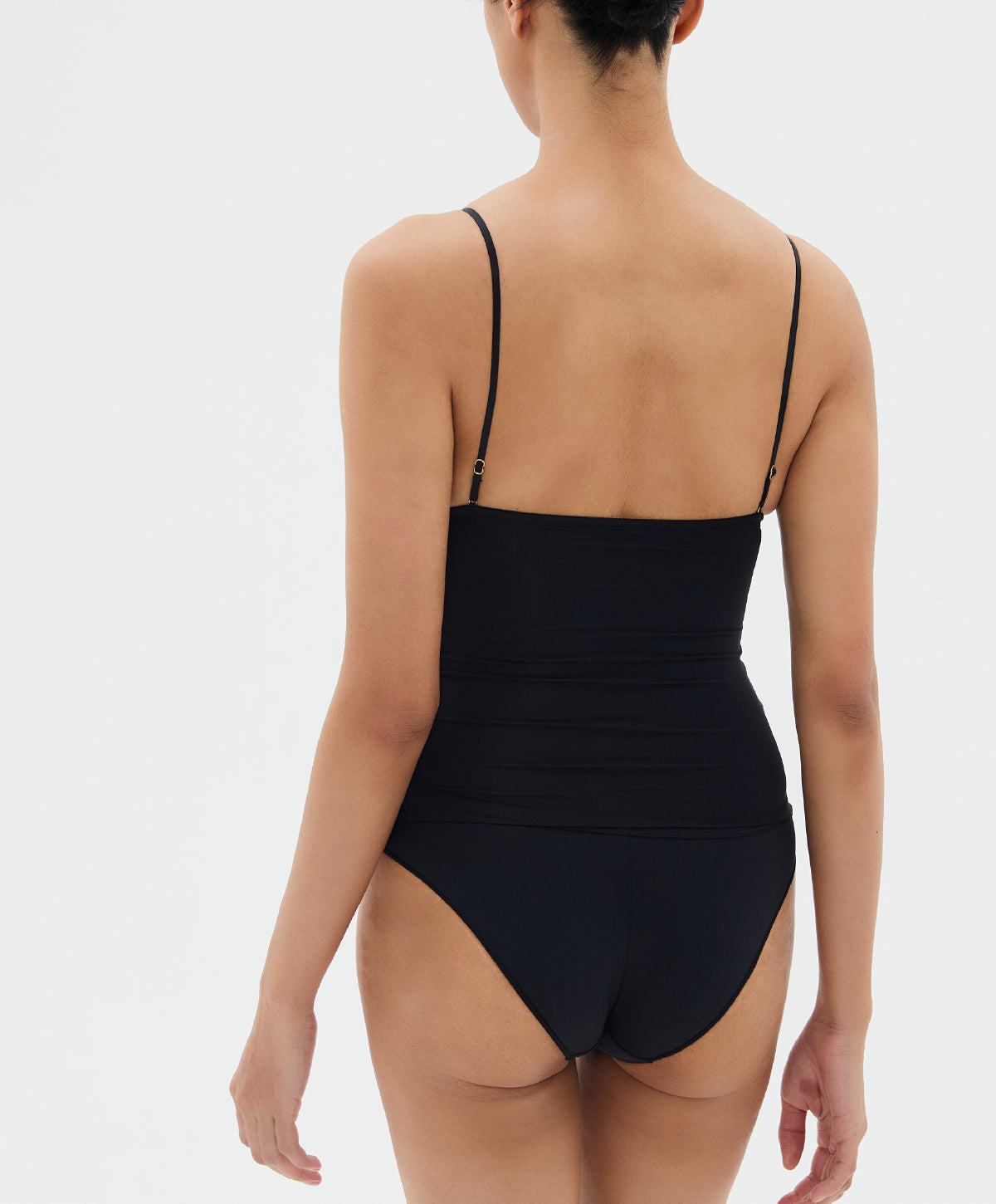 EVOLVE | Double Layered Triangle Long Top