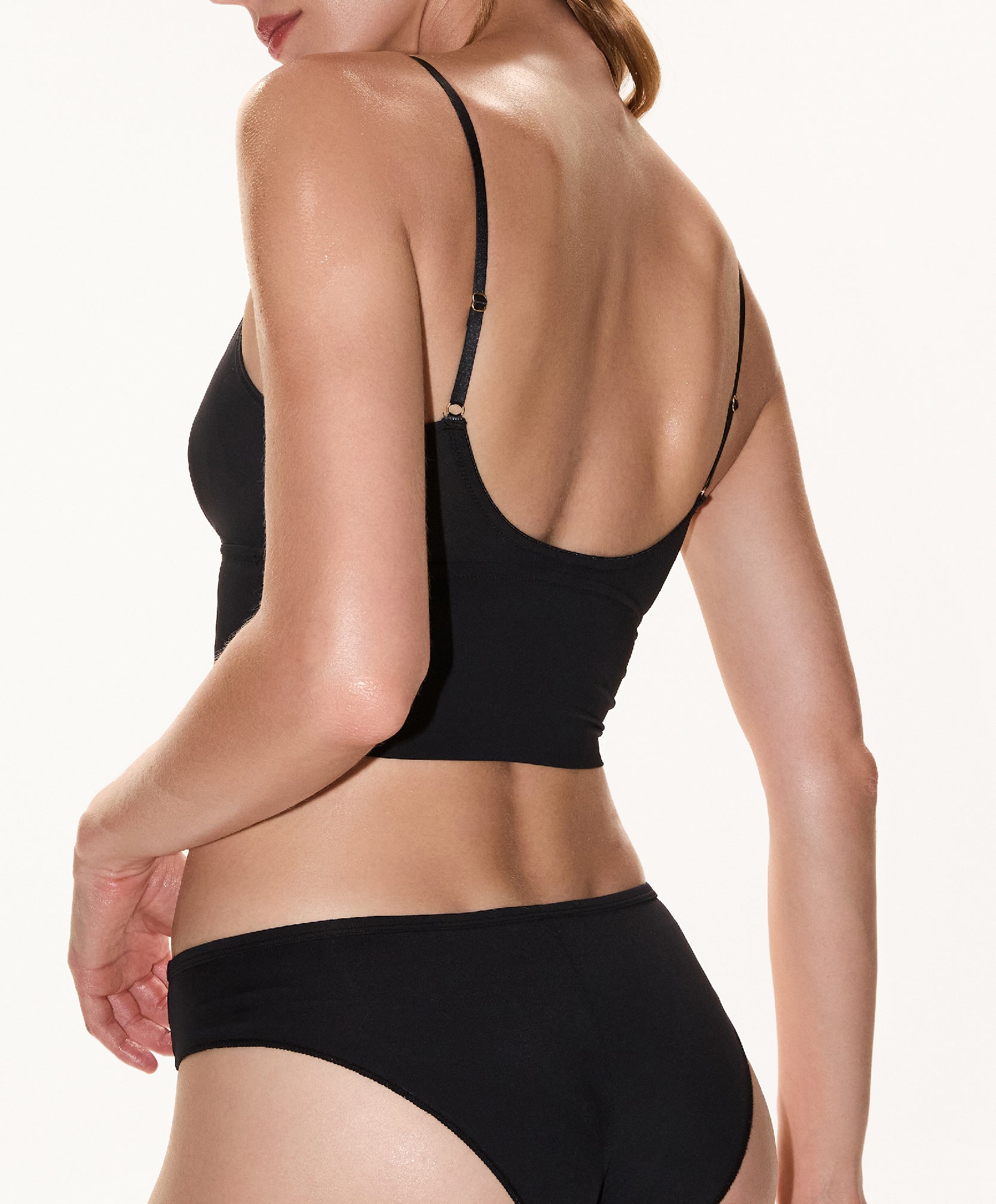 EVOLVE | Double Layered Full-Cup Crop Top